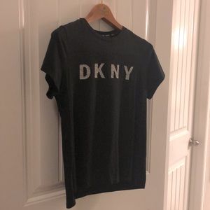 DKNY T-shirt